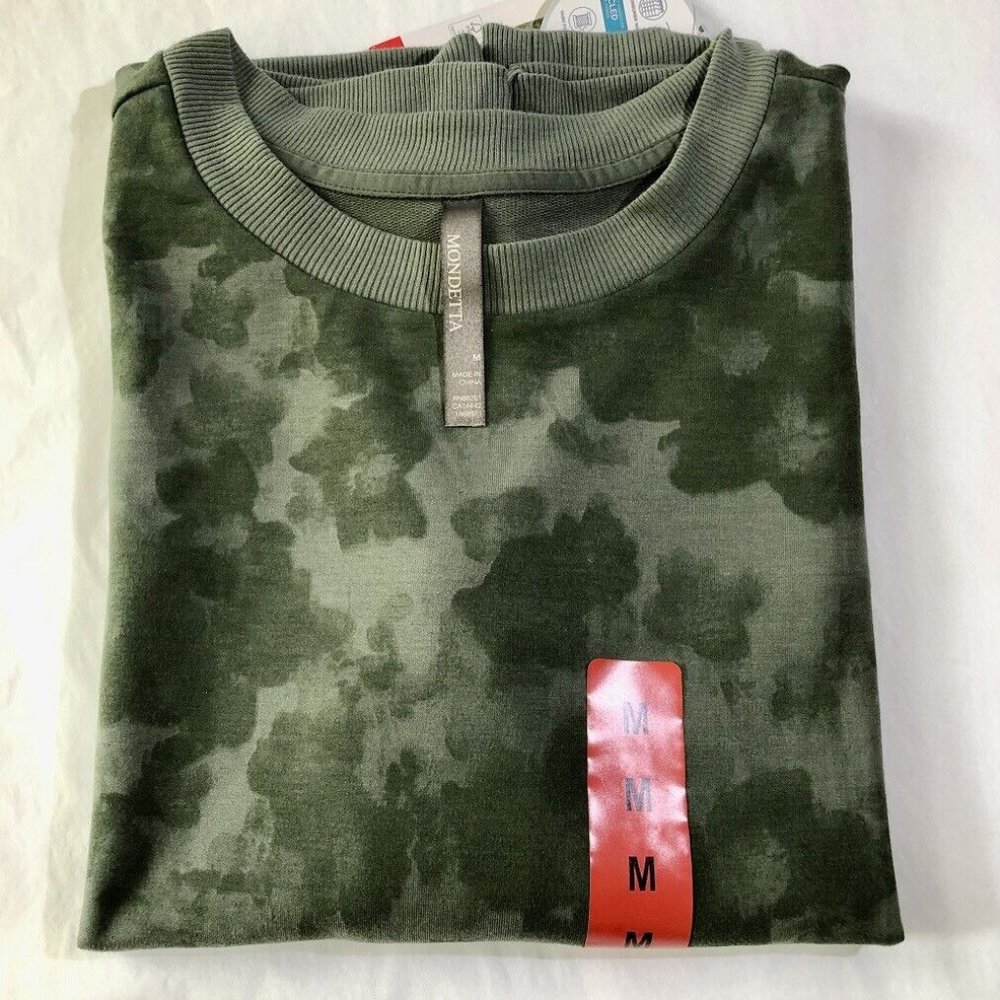 NWT Mondetta Womens Printed Sweatshirt Green Graphic Print Size M $50 1HL250